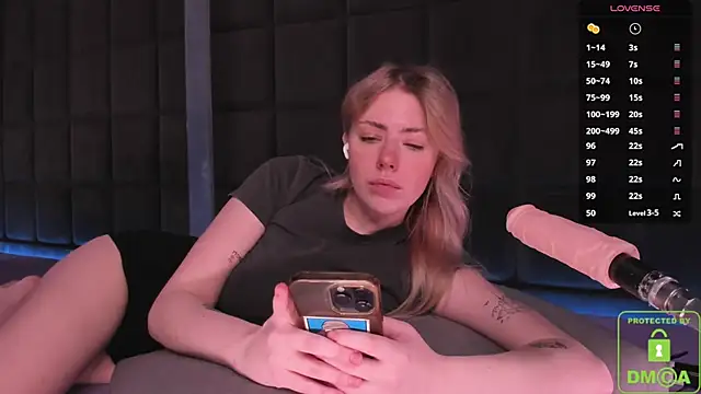 NateHalll online show from February 9, 11:04 am