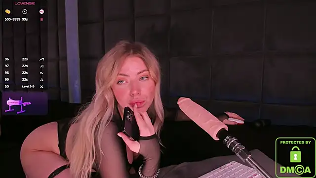 NateHalll online show from March 8, 8:00 am