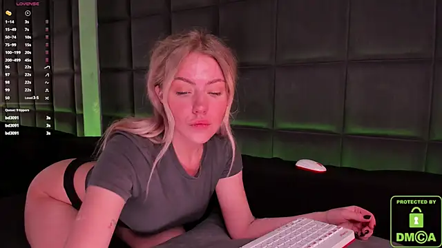 NateHalll online show from March 12, 2:12 pm