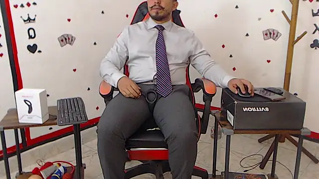 Snapshot of KalethBigDick chatting on January 16, 11:26 am KalethBigDick online show from January 16, 11:26 am