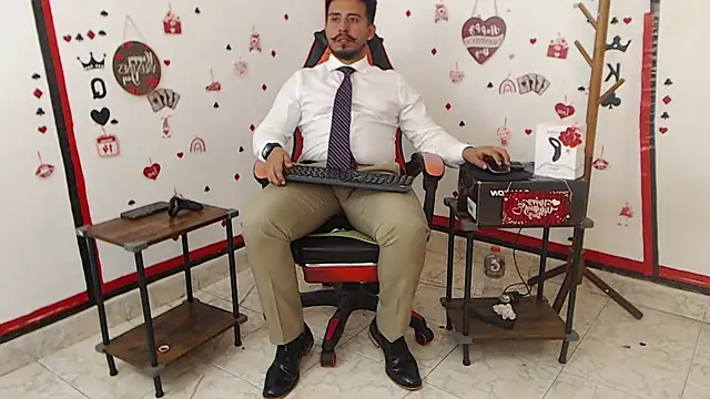 Snapshot of KalethBigDick chatting on February 23, 7:00 am KalethBigDick online show from February 23, 7:00 am