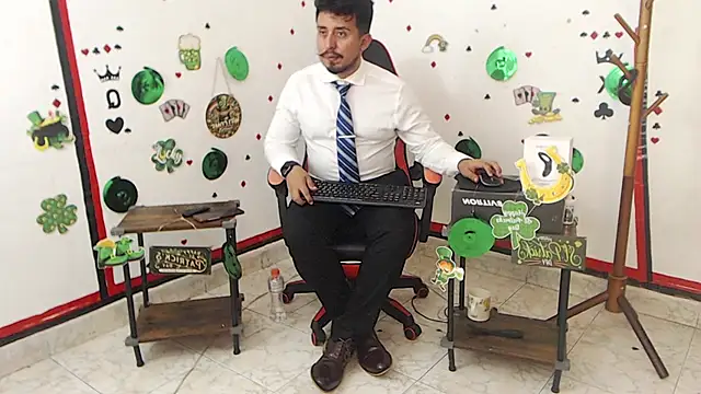 Snapshot of KalethBigDick chatting on March 18, 11:09 pm KalethBigDick online show from March 18, 11:09 pm