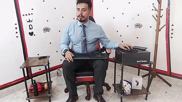 Snapshot of KalethBigDick chatting on September 15, 7:03 pm KalethBigDick online show from September 15, 7:03 pm