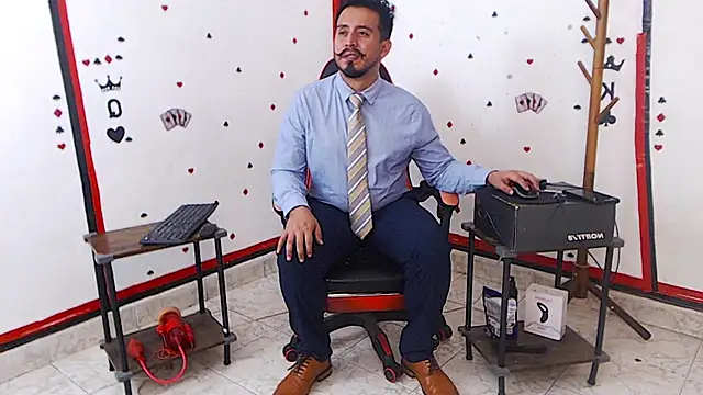 Snapshot of KalethBigDick chatting on September 27, 10:42 am KalethBigDick online show from September 27, 10:42 am