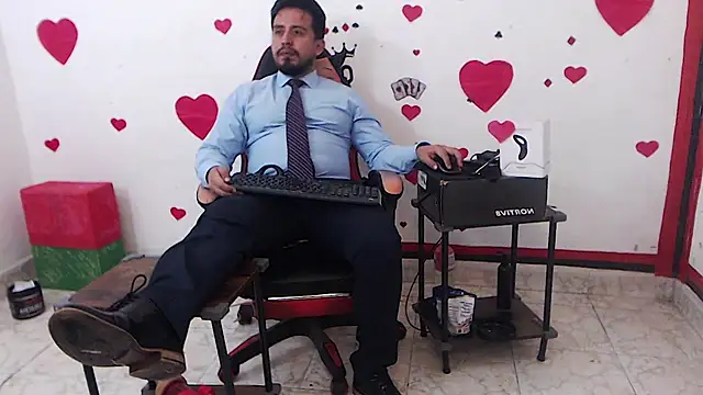 KalethBigDick online show from March 3, 7:47 am