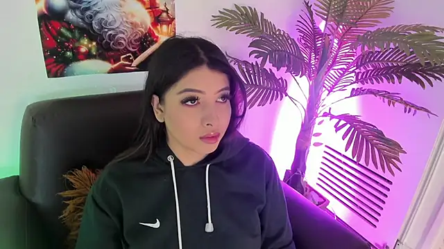 Snapshot of Miia_Thompsonn chatting on December 3, 3:09 am Miia Thompsonn online show from December 3, 3:09 am