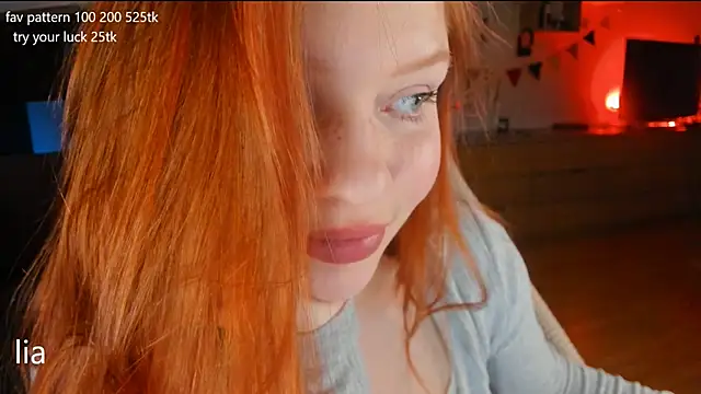 Snapshot of lil_lia chatting on February 20, 6:46 pm lil lia online show from February 20, 6:46 pm