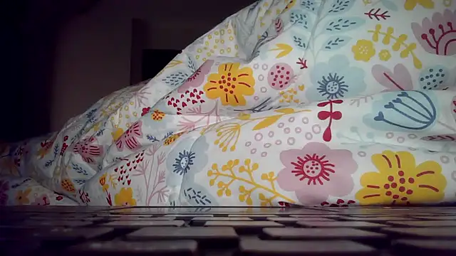 deltaforce1987 online show from December 20, 3:36 am