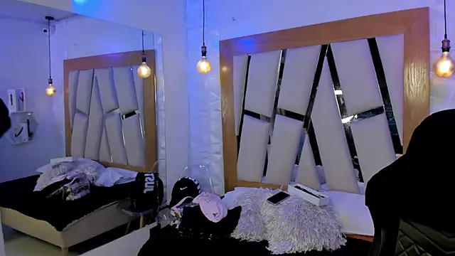 ary cooper  online show from September 20, 1:34 pm