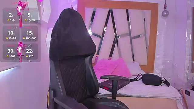 ary cooper  online show from January 14, 3:06 pm