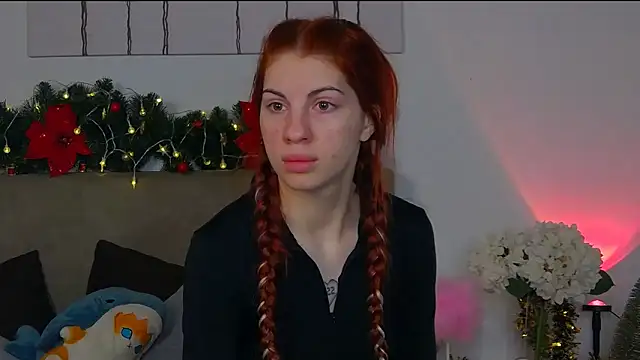 CassKiera online show from December 22, 5:48 am