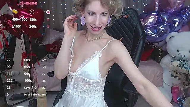 Snapshot of AdrianaSea chatting on March 1, 2:55 pm AdrianaSea online show from March 1, 2:55 pm