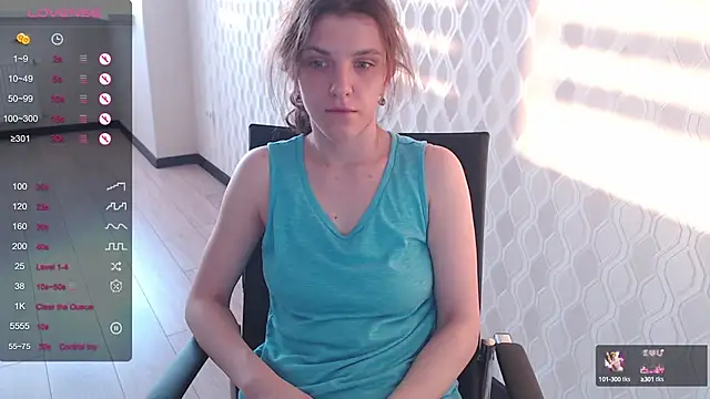 LisaHeart online show from February 21, 1:55 pm