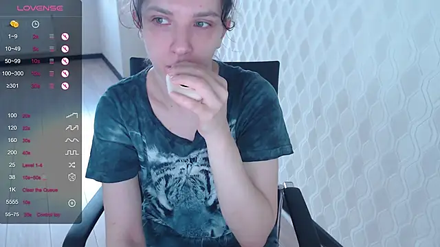 LisaHeart online show from November 20, 12:38 pm