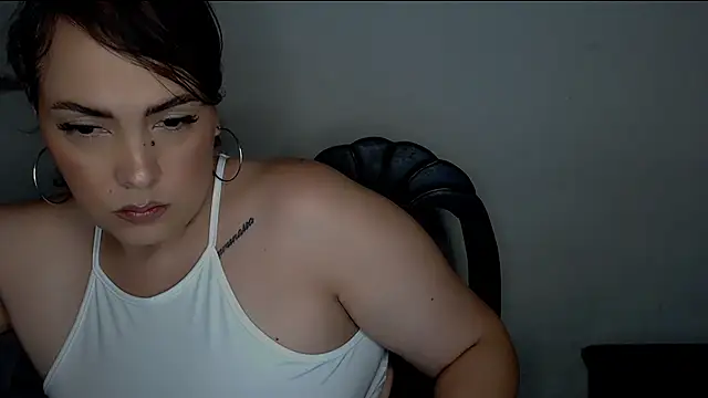 Miss Agatha online show from December 21, 2:19 am