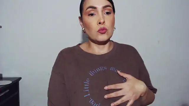 Miss Agatha online show from October 30, 2:24 am