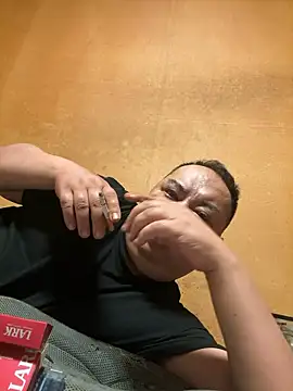 Snapshot of punk0805 chatting on October 9, 7:23 pm punk0805 online show from October 9, 7:23 pm