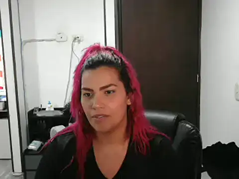 CarolinaRincon online show from February 28, 1:37 am