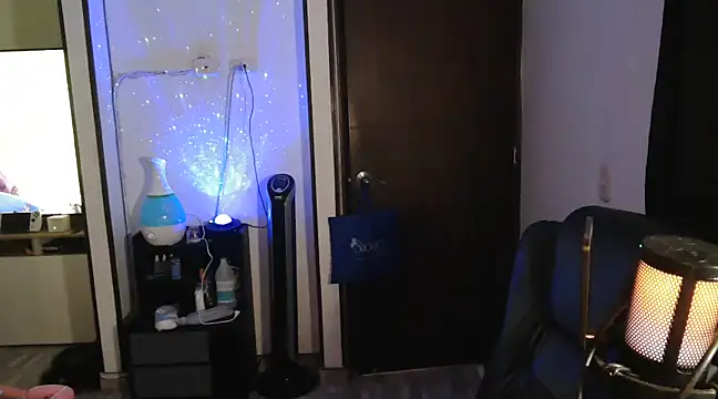 CarolinaRincon online show from March 19, 9:37 pm