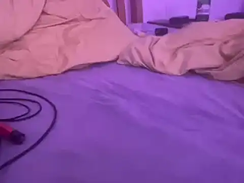 Snapshot of sirian69 chatting on February 7, 5:55 am sirian69 online show from February 7, 5:55 am