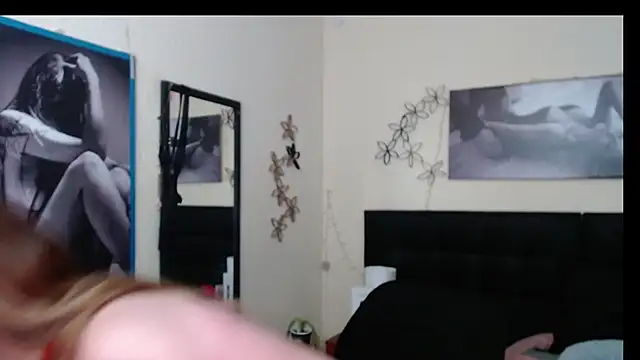 AnthonelaBella online show from February 25, 3:21 pm