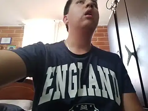 Snapshot of greeneyes999999999999 chatting on November 4, 8:41 pm greeneyes999999999999 online show from November 4, 8:41 pm