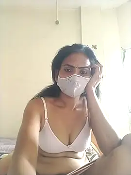 Snapshot of sunita6009 chatting on June 8, 10:15 am sunita6009 online show from June 8, 10:15 am