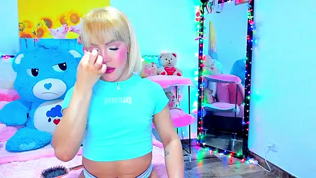 Candy Candy   online show from May 26, 2:24 pm