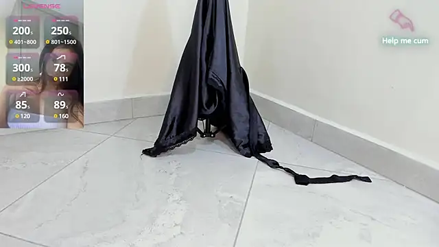 Swoni leia online show from January 18, 8:20 am