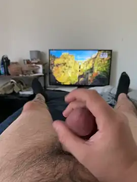 Snapshot of big__cock199 chatting on April 24, 9:39 pm big cock199 online show from April 24, 9:39 pm