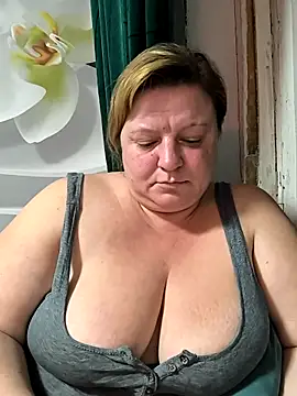 jusichka online show from October 14, 6:31 pm