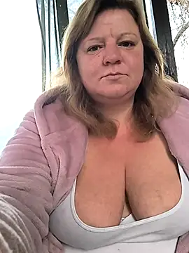 jusichka online show from November 2, 5:21 am