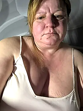 jusichka online show from February 1, 8:18 pm