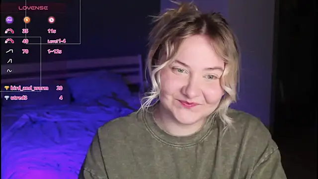 sensual girrrl online show from May 26, 11:45 pm
