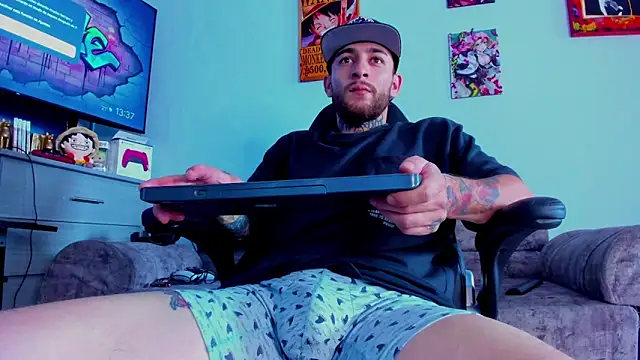 Drako Lamar online show from November 16, 6:35 pm