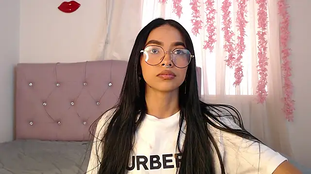 Alleanys Cristal online show from January 27, 8:28 pm