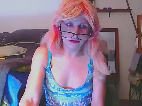 LorenJade online show from May 31, 7:37 am