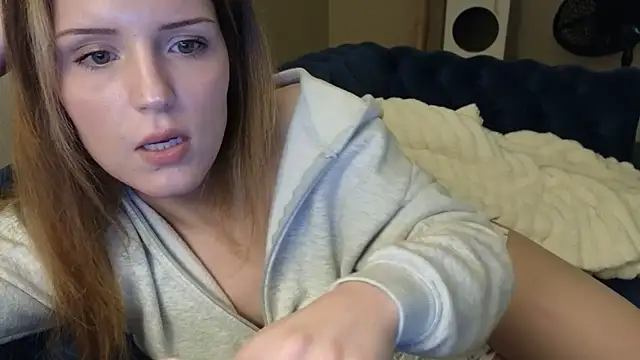 sexylilly69 online show from April 6, 4:21 am