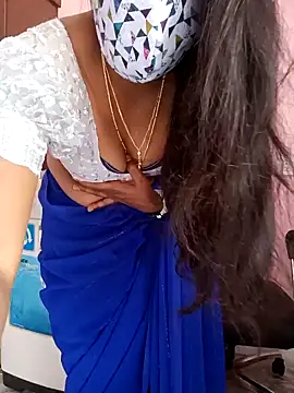Snapshot of indian-adhaya chatting on December 31, 7:10 am indian-adhaya online show from December 31, 7:10 am