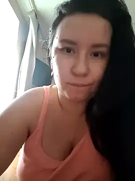 AlexaLexie online show from December 11, 11:08 am