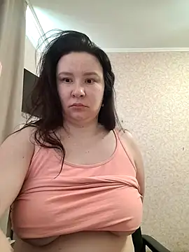 AlexaLexie online show from March 11, 9:26 am