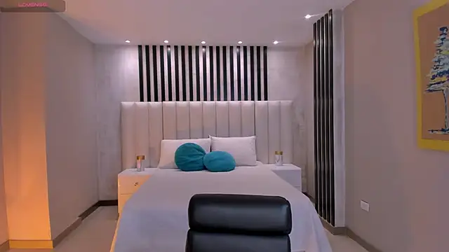 GigiLee  online show from January 22, 2:15 am