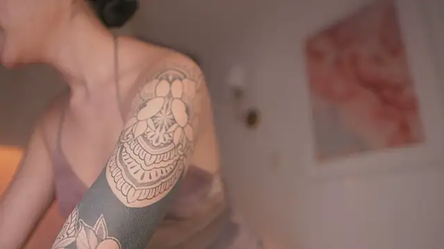 GigiLee  online show from September 14, 10:09 pm