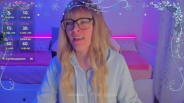 estivalae online show from December 9, 5:08 pm