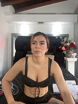 Arianna Jones1 online show from May 21, 1:51 pm