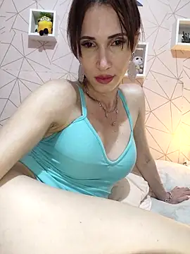 Irresistible24 online show from November 17, 1:11 am