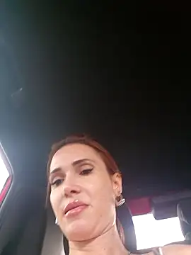 Snapshot of Irresistible24 chatting on February 3, 4:01 pm Irresistible24 online show from February 3, 4:01 pm