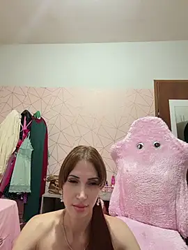 Snapshot of Irresistible24 chatting on February 22, 9:35 pm Irresistible24 online show from February 22, 9:35 pm