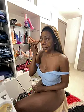 SUUKAM online show from January 10, 1:02 pm