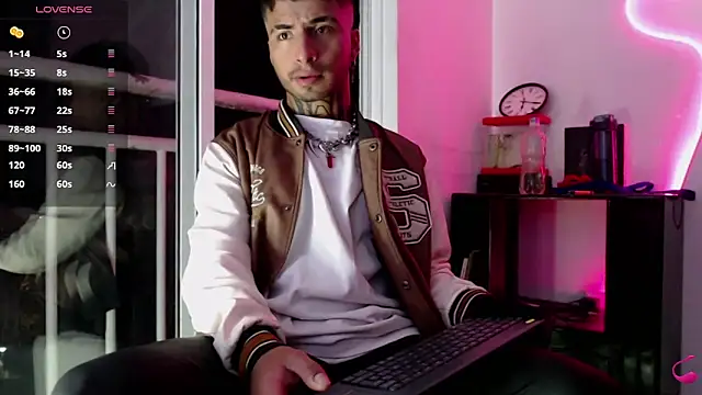 JuanCamiilo 66 online show from September 23, 3:09 am